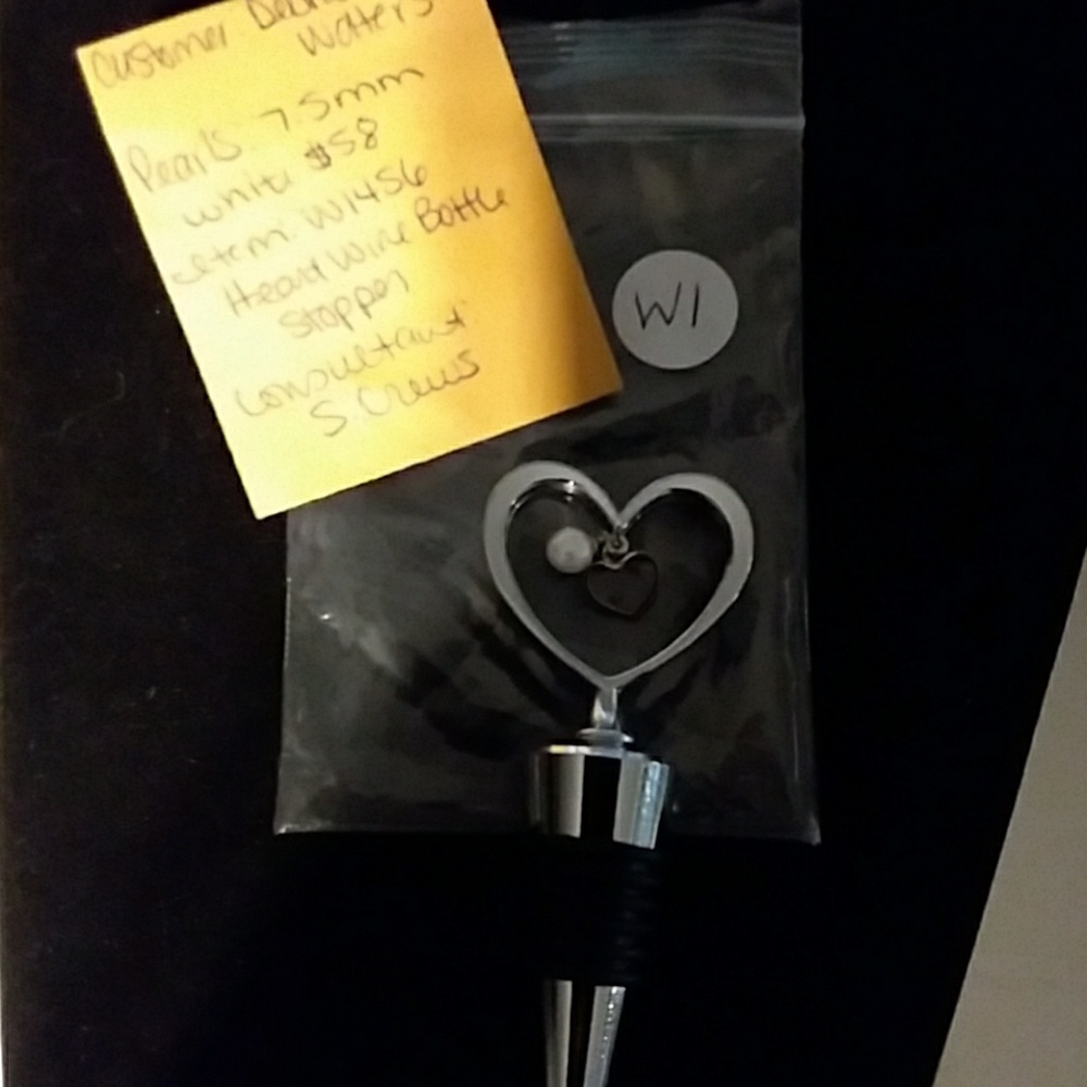 Heart Wine Bottle Stopper (W1)